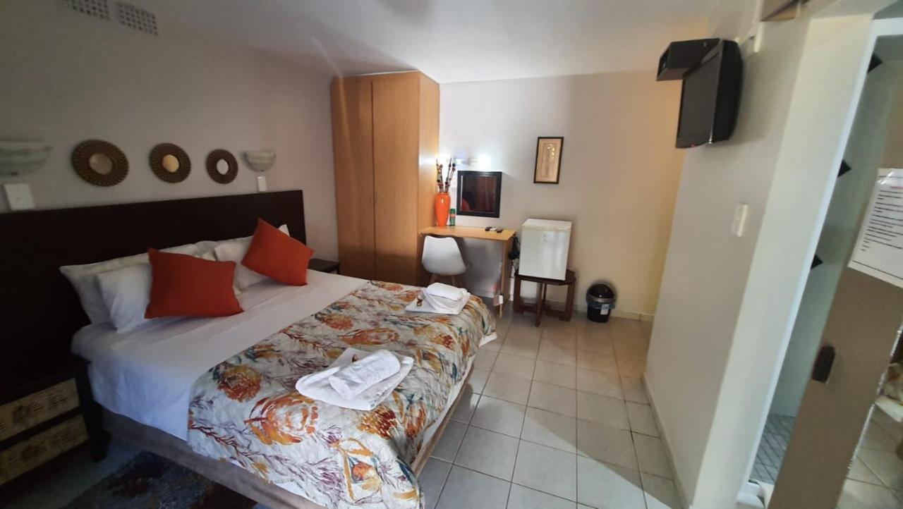 Gemstone Guest House 克莱克斯多普 外观 照片