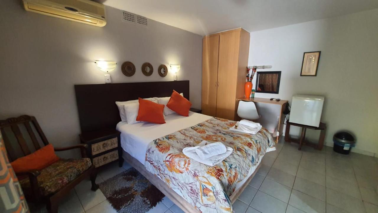 Gemstone Guest House 克莱克斯多普 外观 照片