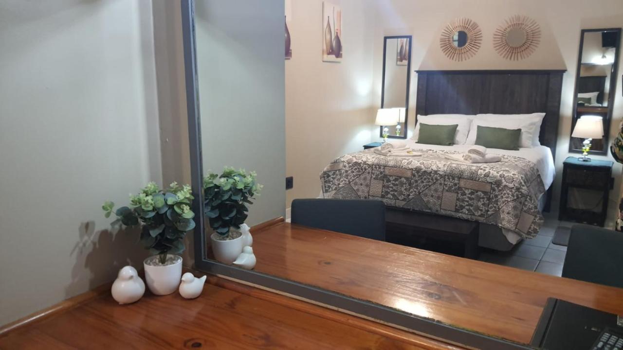 Gemstone Guest House 克莱克斯多普 外观 照片
