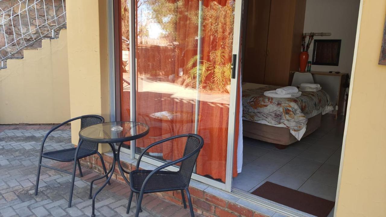 Gemstone Guest House 克莱克斯多普 外观 照片