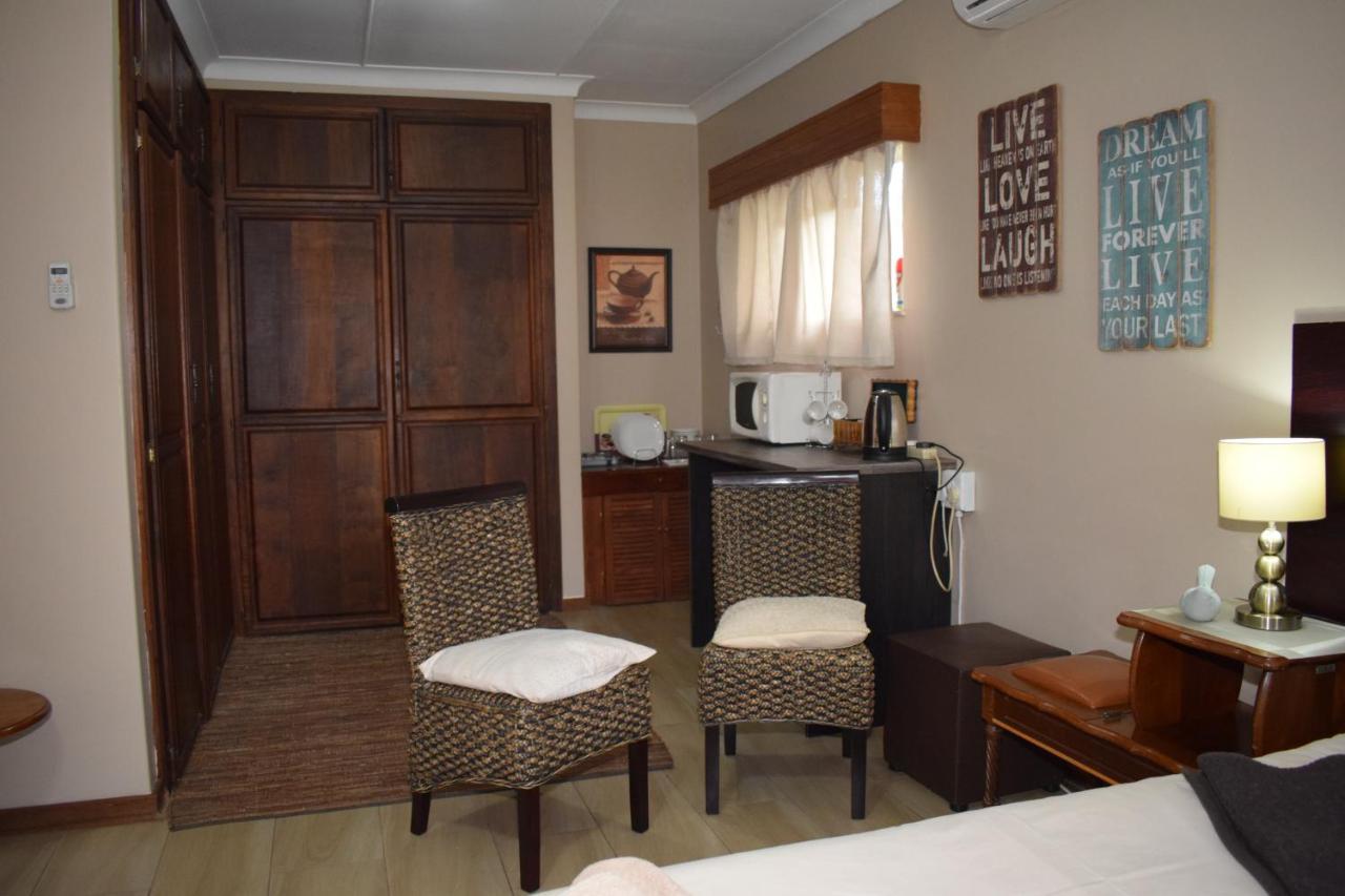 Gemstone Guest House 克莱克斯多普 外观 照片